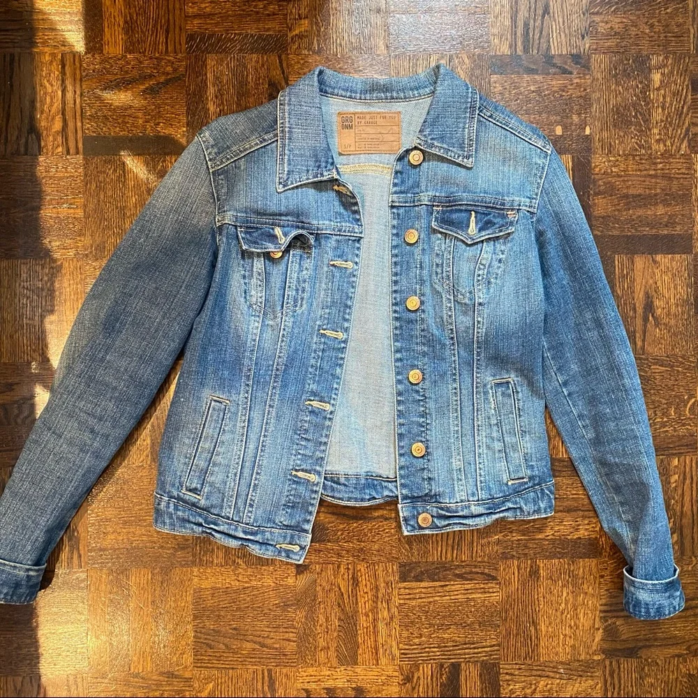 Jean Jacket - Picture 1 of 2